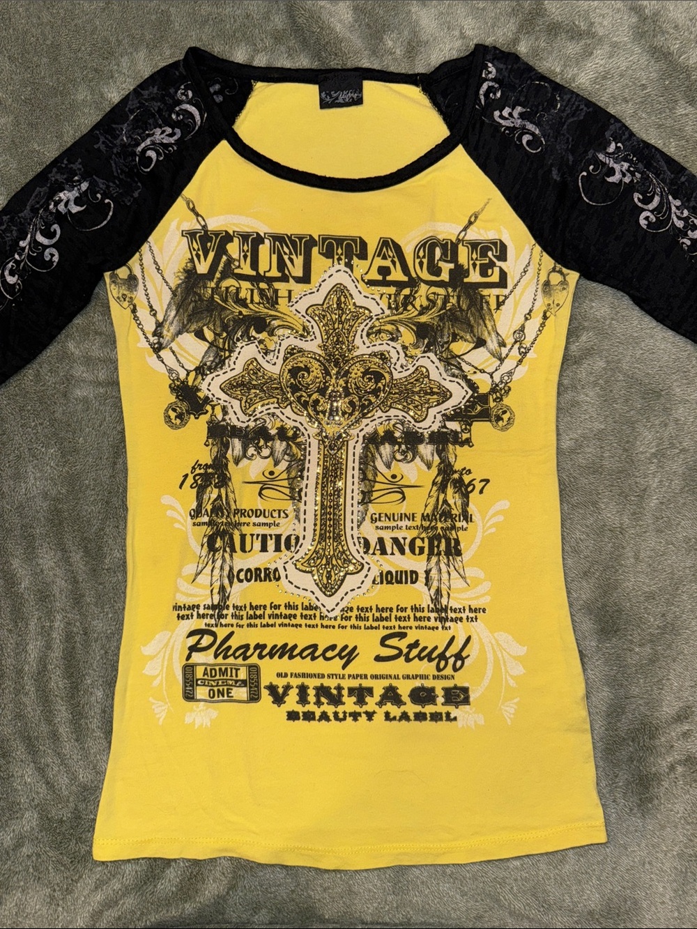 Daytrip Yellow and Black Raglan Graphic Tee